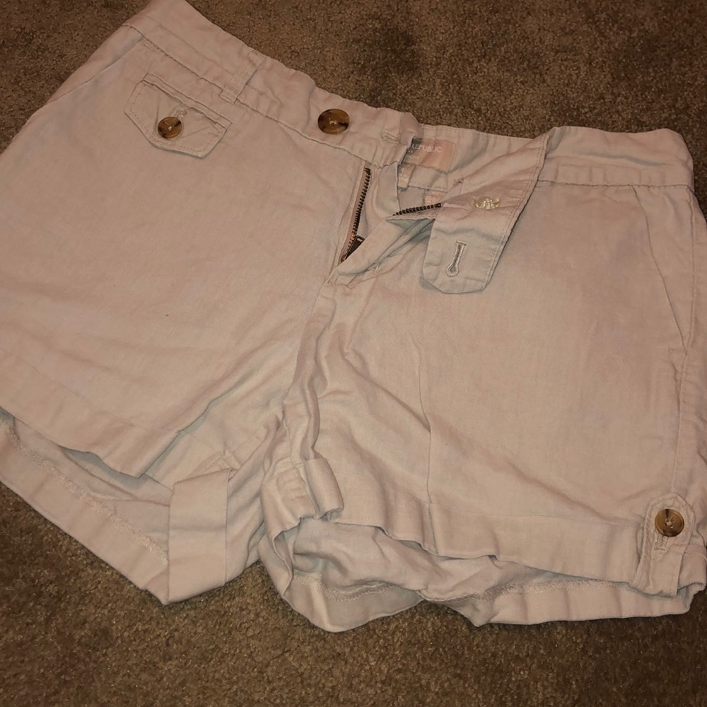 🛍 Khaki Linen Shorts 🖤